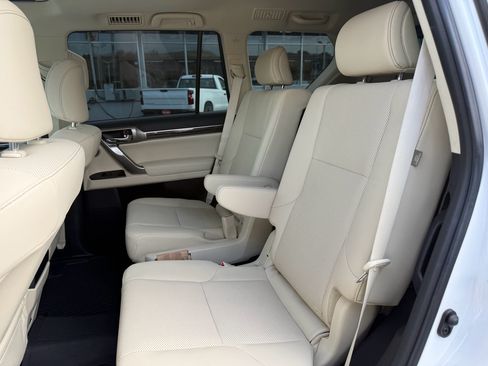 Used 2023 Lexus GX 460 Premium AWD/4WD image 43
