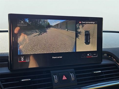 Used 2023 Audi SQ5 Premium Plus w/ Premium Plus Package image 16