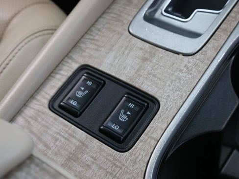 Used 2020 Nissan Murano SL w/ Moonroof Package AWD/4WD image 12