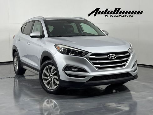 Used 2017 Hyundai Tucson SE Plus AWD/4WD image 1
