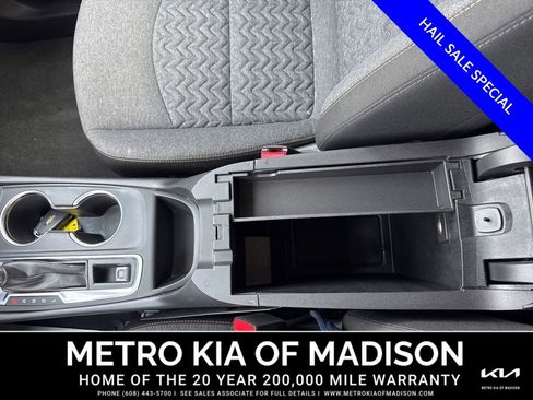 Used 2024 Chevrolet Equinox LT AWD/4WD image 17