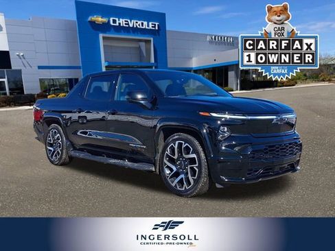 Used 2024 Chevrolet Silverado EV RST image 1