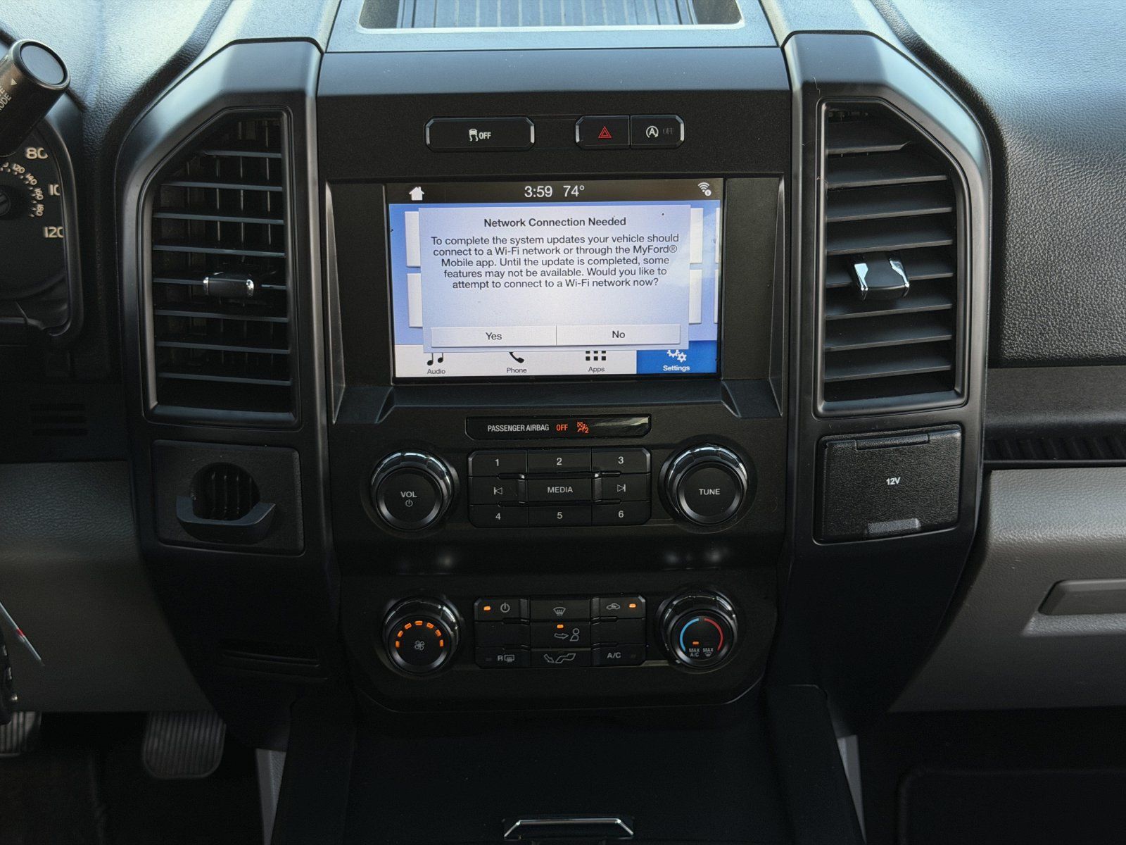 Used 2019 Ford F150 XL w/ Equipment Group 101A Mid RWD image 19