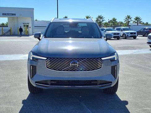 New 2026 Volvo XC90 B6 Ultra image 2