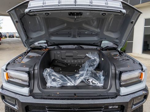 New 2026 GMC Hummer EV SUV image 30
