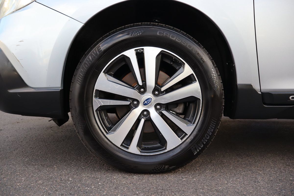 Used 2019 Subaru Outback 2.5i Limited AWD/4WD image 27