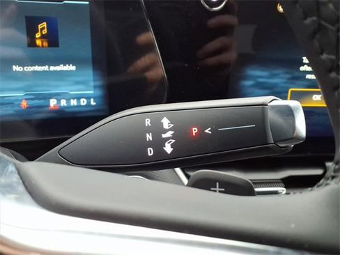 Used 2026 Chevrolet Equinox LT w/ Convenience Package II image 17