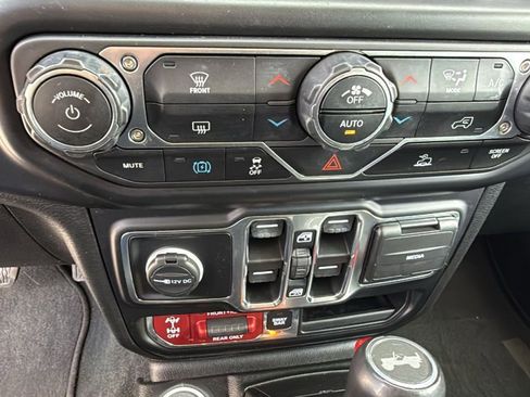 Used 2022 Jeep Wrangler Unlimited Rubicon 4xe image 20