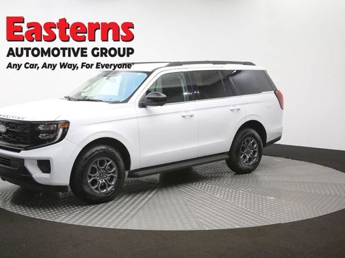 Used 2025 Ford Expedition Active AWD/4WD image 56