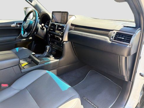 Used 2022 Lexus GX 460 w/ Black Line Special Edition AWD/4WD image 15