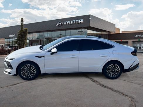 Certified 2025 Hyundai Sonata Limited image 2