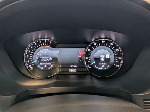 Used 2016 Ford Explorer Platinum image 11