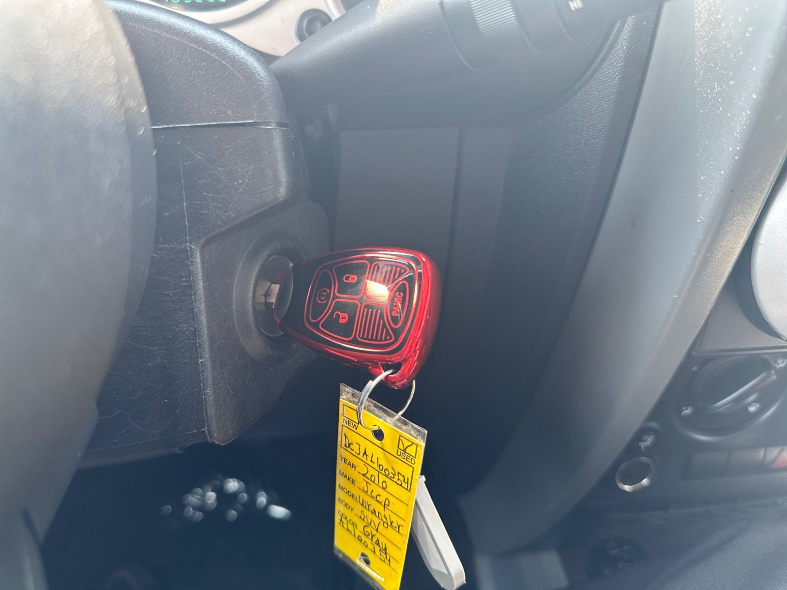 Used 2010 Jeep Wrangler Unlimited Sport AWD/4WD image 18