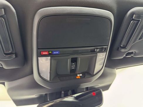 Certified 2025 Subaru Forester Limited image 25