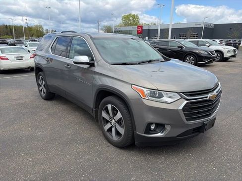Used 2018 Chevrolet Traverse LT w/ LPO, Floor Liner Package AWD/4WD image 7