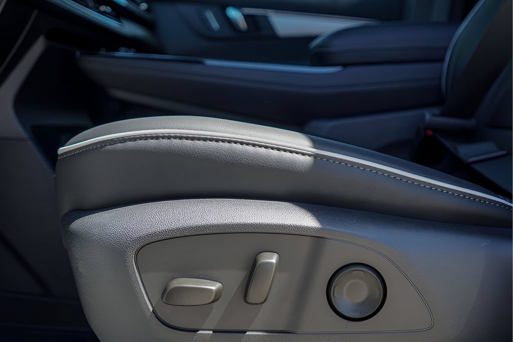 New 2026 Buick Enclave Preferred w/ Power Package FWD image 18