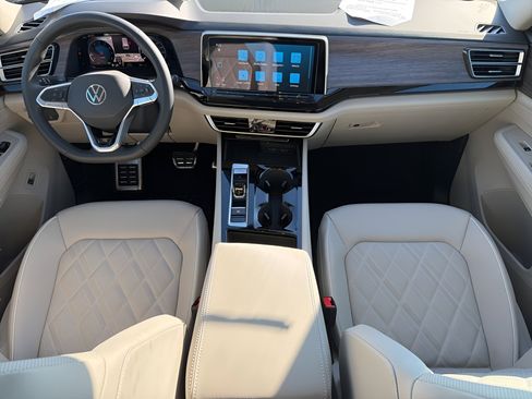 New 2026 Volkswagen Atlas SEL Premium R-Line AWD/4WD image 9
