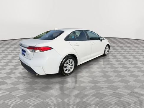 Used 2024 Toyota Corolla LE FWD image 8