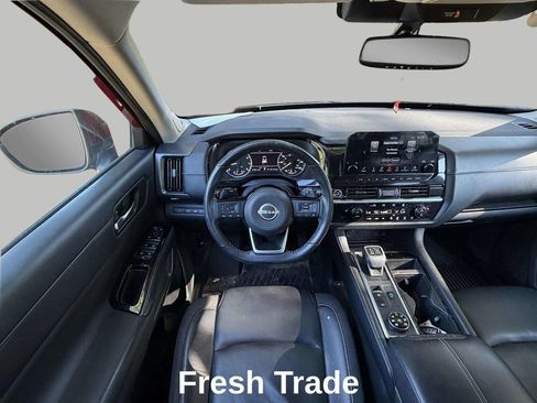 Used 2022 Nissan Pathfinder SL w/ SL Premium Package AWD/4WD image 12