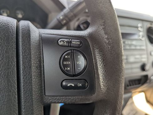 Used 2015 Ford F250 XL w/ Power Equipment Group image 13