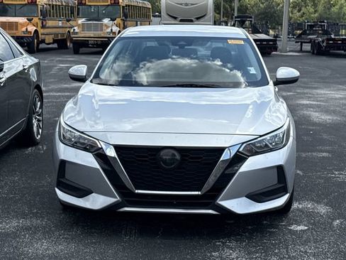 Used 2022 Nissan Sentra SV w/ All-Weather Package FWD image 3