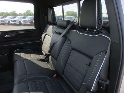 New 2026 GMC Sierra 2500 AT4X w/ AT4X AEV Edition AWD/4WD image 13