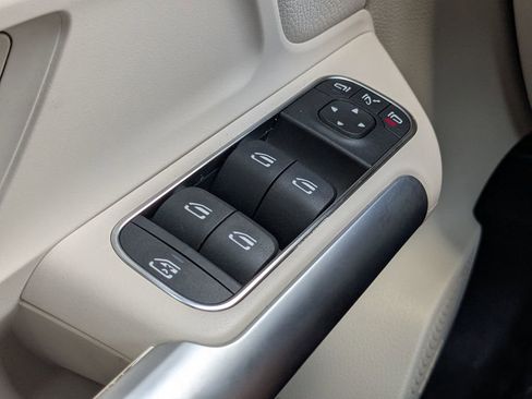 Certified 2025 Mercedes-Benz GLA 250 image 10