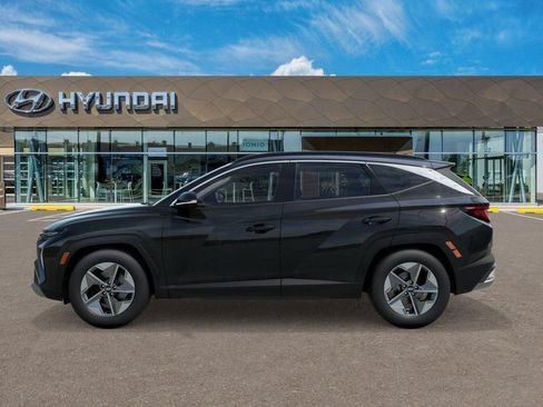 Used 2026 Hyundai Tucson SEL Plus AWD/4WD image 3