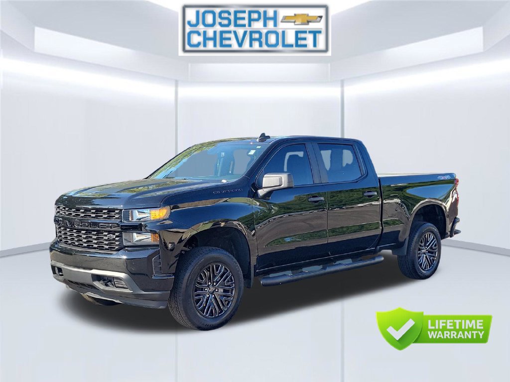 Used 2021 Chevrolet Silverado 1500 Custom w/ Rally Edition AWD/4WD image 2