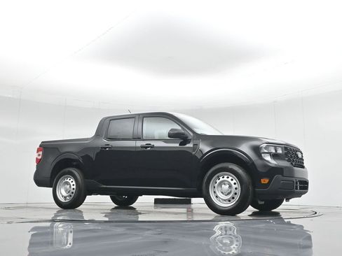 New 2025 Ford Maverick XL w/ Equipment Group 102A image 3