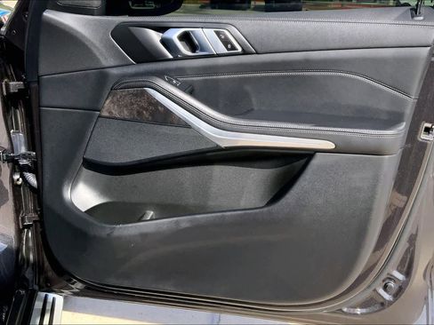 Used 2023 BMW X5 xDrive40i w/ Premium Package image 23