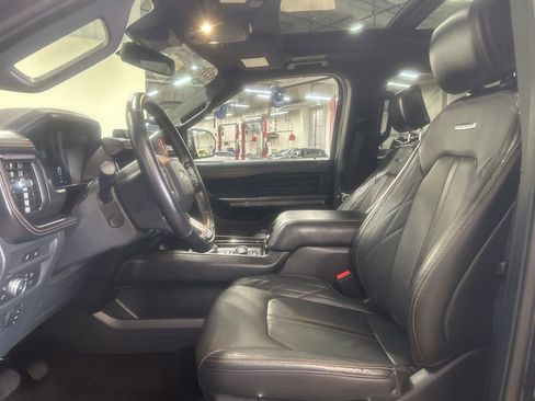 Used 2022 Ford Expedition Max Platinum image 12