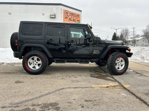 Used 2015 Jeep Wrangler Unlimited Sport w/ Quick Order Package 24S image 3