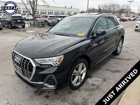 Used 2022 Audi Q3 2.0T Premium Plus w/ Premium Plus Package image 7