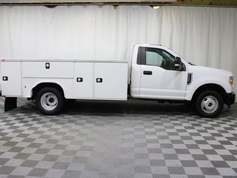 Used 2019 Ford F350 XL w/ Power Equipment Group RWD image 23