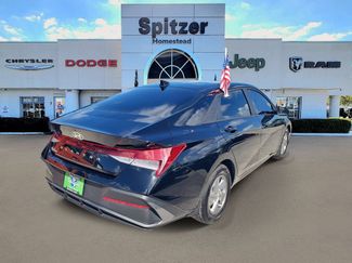 Used 2025 Hyundai Elantra SE FWD video 2