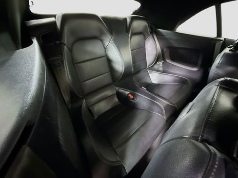 Used 2022 Ford Mustang Premium image 26