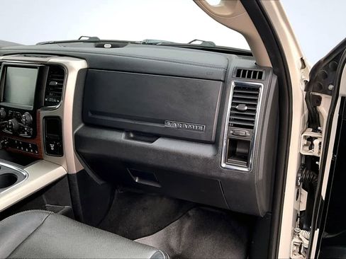 Used 2016 RAM 1500 Laramie image 24