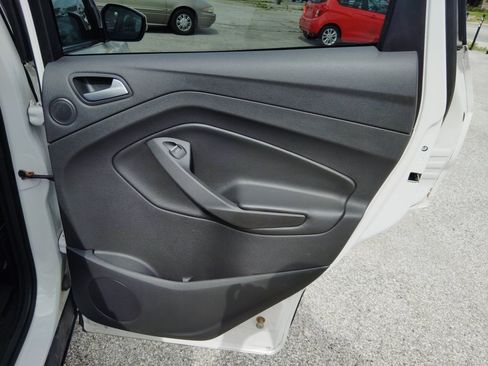 Used 2017 Ford Escape Titanium w/ Equipment Group 301A AWD/4WD image 28