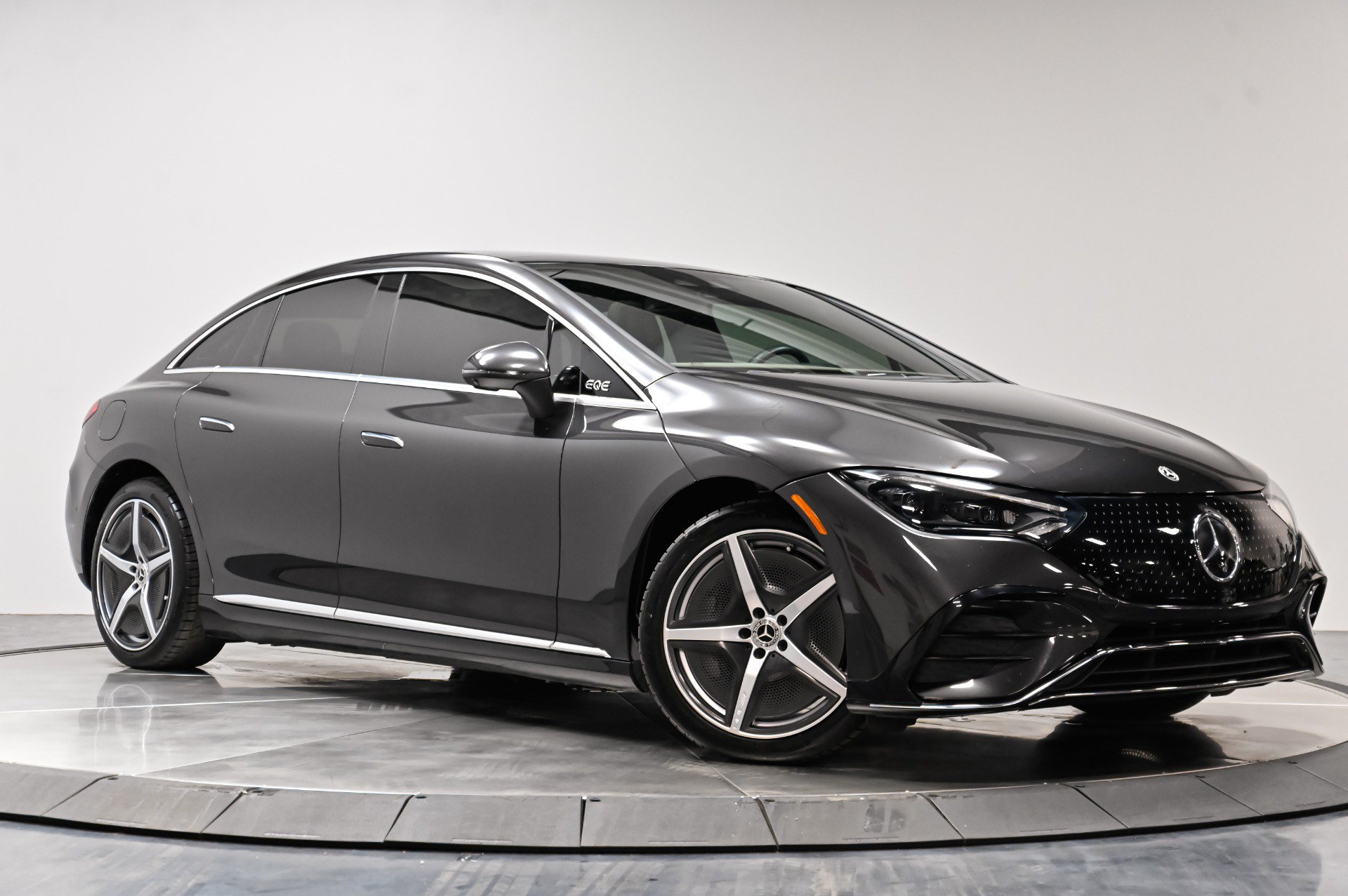 Used 2023 Mercedes-Benz EQE 350+ 4MATIC Sedan image 20