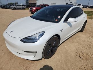 Used 2019 Tesla Model 3 Long Range image 1