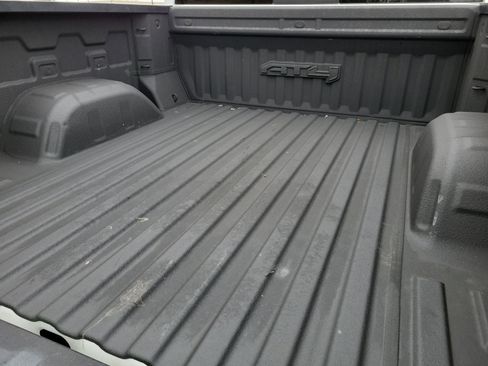 Used 2021 GMC Sierra 1500 AT4 w/ AT4 Premium Package image 31