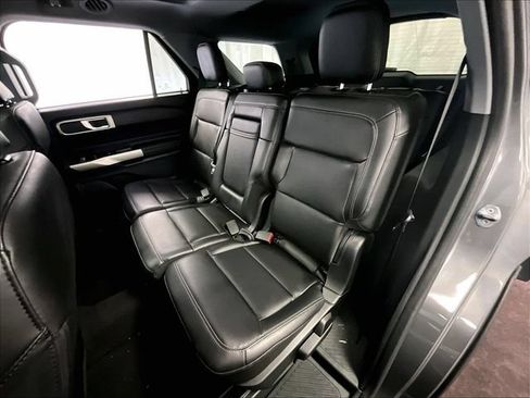 Certified 2023 Ford Explorer XLT w/ Equipment Group 202A AWD/4WD image 25