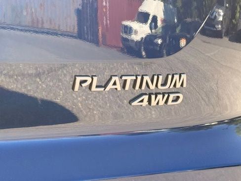 New 2026 Nissan Pathfinder Platinum AWD/4WD image 17