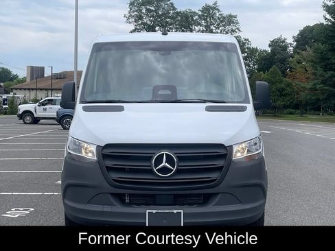 Used 2025 Mercedes-Benz Sprinter 2500 image 1
