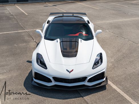 Used 2019 Chevrolet Corvette ZR1 image 10
