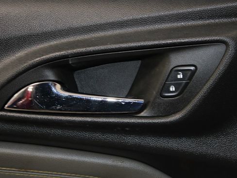 Used 2024 Chevrolet Trax ACTIV w/ Driver Confidence Package image 37