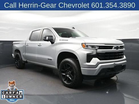 Used 2022 Chevrolet Silverado 1500 RST w/ Convenience Package II AWD/4WD image 9
