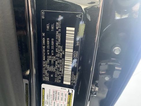Used 2025 Lexus RX 350 Premium w/ Accessory Package (K3) FWD image 34