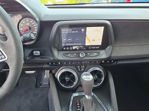 Used 2020 Chevrolet Camaro ZL1 RWD image 13